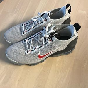 Nike flyknit vapormax men’s size 13
